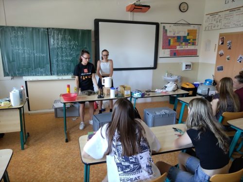 Hodina moderní chemie 2026 (5)