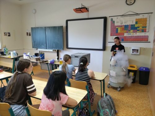 Hodina moderní chemie 2026 (7)