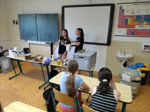 Hodina moderní chemie 2026 (8)