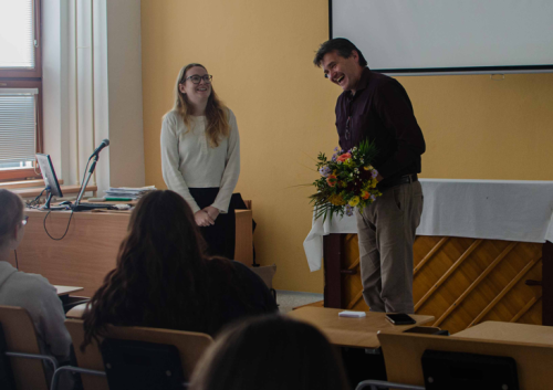 Karolína Zoe Meixnerová na gymnáziu (1)