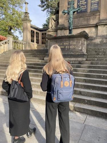 Literárněhistorická exkurze 4.ročníku, Praha 31.10.2025 (1)