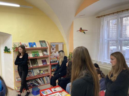 Návštěva knihovny (2)