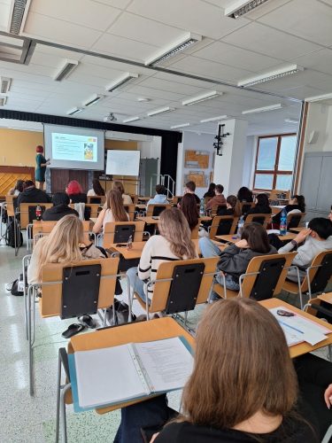 Přednáška FÚ SOŠ 26 (2)