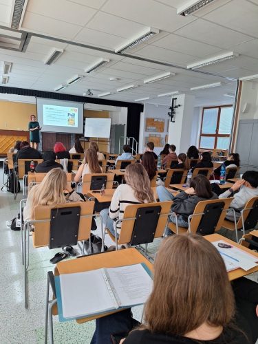 Přednáška FÚ SOŠ 26 (3)