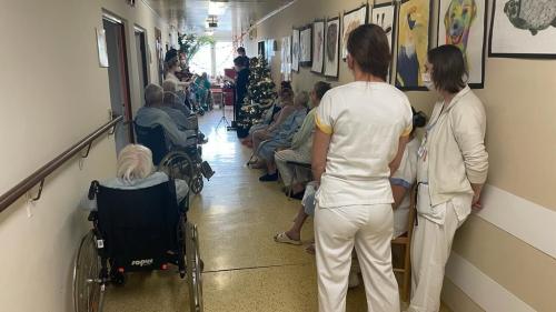 Předvánoční návštěva nemocnice v Jihlavě (3)