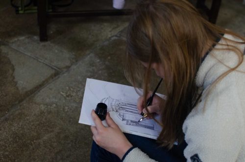 Studenti se nezalekli ani kreslení v dešti (10)