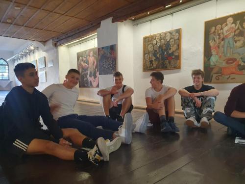 Studenti výtvarné výchovy zahájili výuku v galerii (16)