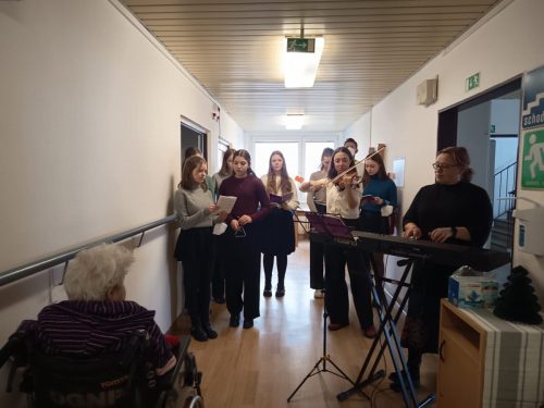 Zpívání koled v nemocnici v Jihlavě 2025 (6)