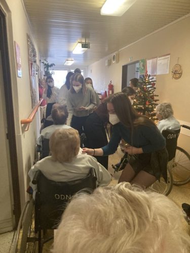 Zpívání koled v nemocnici v Jihlavě 2025 (8)